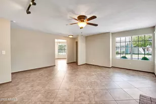 229 E Anderson Ave E, Phoenix, AZ 85022 - Photo 7