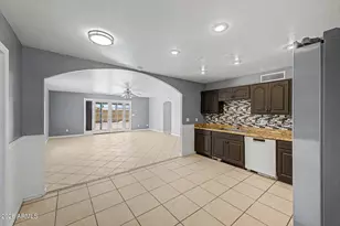 6821 W Jenan Dr, Peoria, AZ 85345 - Photo 7