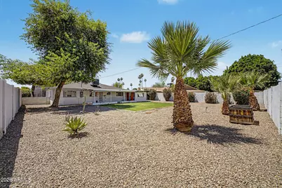 708 E Northview Avenue, Phoenix, AZ 85020 - Photo 17