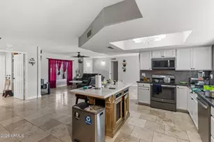 4716 W Christy Dr, Glendale, AZ 85304 - Photo 13