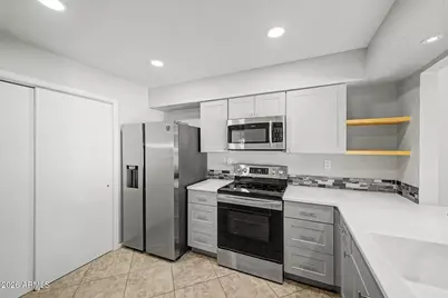 1326 E Susan Lane, Tempe, AZ 85288 - Photo 7