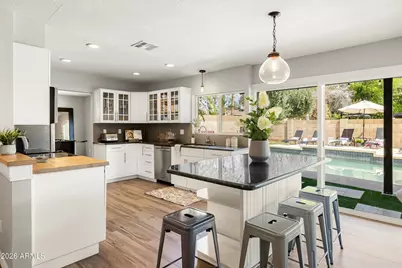 12219 N 59th Street, Scottsdale, AZ 85251 - Photo 1