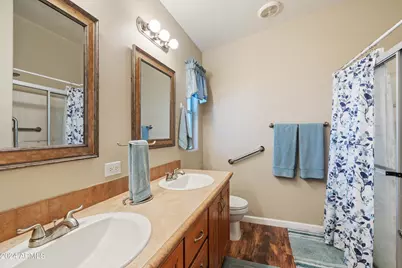 10960 N 67th Avenue #122, Glendale, AZ 85304 - Photo 17