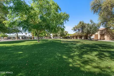 10960 N 67th Avenue #122, Glendale, AZ 85304 - Photo 27