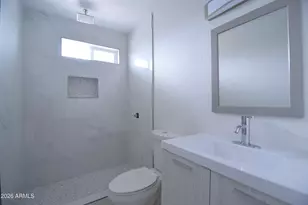 2317 N 47th Dr, Phoenix, AZ 85035 - Photo 7