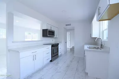 2317 N 47th Drive, Phoenix, AZ 85035 - Photo 5