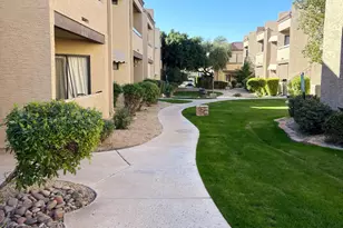 2228 N 52nd St, Phoenix, AZ 85008 - Photo 9