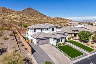 2010 E Villa Linda Dr, Phoenix, AZ 85024 - Photo 3