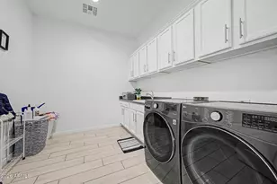 2010 E Villa Linda Dr, Phoenix, AZ 85024 - Photo 35
