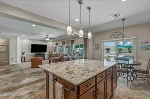 9914 W Patrick Ln, Peoria, AZ 85383 - Photo 33