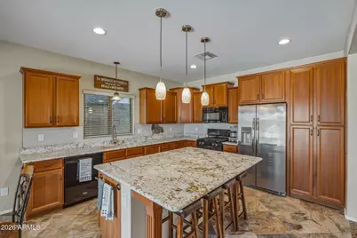 9914 W Patrick Lane, Peoria, AZ 85383 - Photo 29