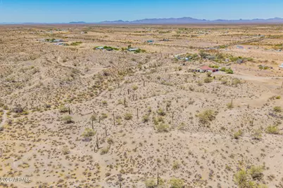 29714 W Peakview Road, Wittmann, AZ 85361 - Photo 51