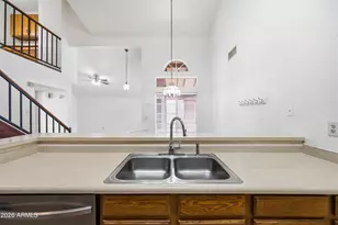 11907 N 76th Dr, Peoria, AZ 85345 - Photo 9