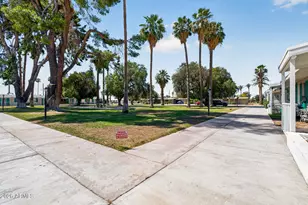 10432 W Oakmont Dr, Sun City, AZ 85351 - Photo 7