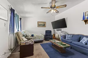 10432 W Oakmont Dr, Sun City, AZ 85351 - Photo 13
