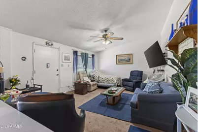 10432 W Oakmont Drive, Sun City, AZ 85351 - Photo 13