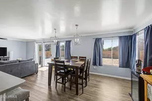 7234 S 41st Dr, Phoenix, AZ 85041 - Photo 9