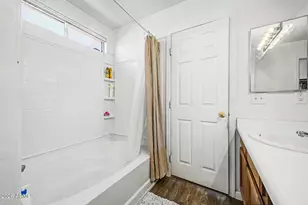7234 S 41st Dr, Phoenix, AZ 85041 - Photo 19