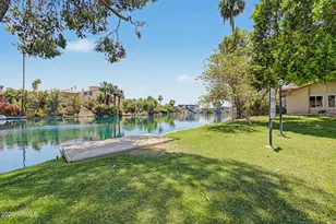 965 E Lamplighter Ln, Tempe, AZ 85283 - Photo 3