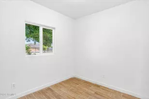 6624 W Columbus Ave, Phoenix, AZ 85033 - Photo 27