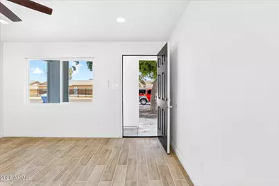6624 W Columbus Avenue, Phoenix, AZ 85033 - Photo 5