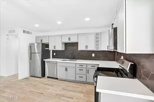 6624 W Columbus Ave, Phoenix, AZ 85033 - Photo 15
