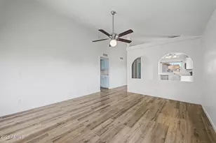11902 N 73rd Ave, Peoria, AZ 85345 - Photo 5