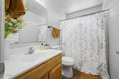 2633 S 81st Lane, Phoenix, AZ 85043 - Photo 23