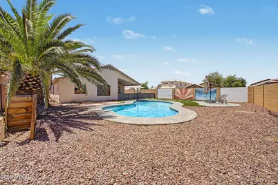 2633 S 81st Lane, Phoenix, AZ 85043 - Photo 33