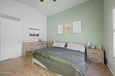 2633 S 81st Lane, Phoenix, AZ 85043 - Photo 15