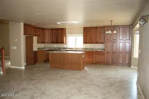 1730 E Cortez Dr, Casa Grande, AZ 85122 - Photo 7