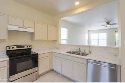 45519 W Morning View Lane, Maricopa, AZ 85139 - Photo 11