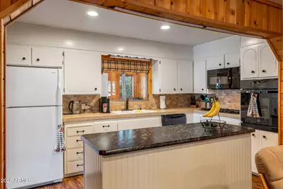 3384 Turkey Run, Overgaard, AZ 85933 - Photo 11