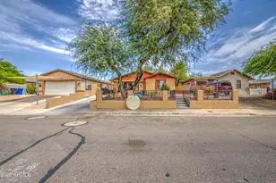 425 S 7th St, Avondale, AZ 85323 - Photo 3