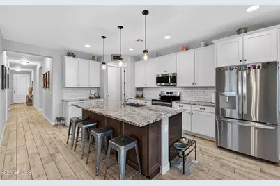 18356 W Foothill Drive, Surprise, AZ 85387 - Photo 13