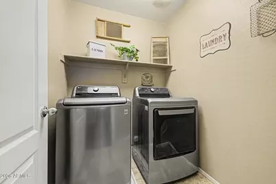 8777 W Pershing Avenue, Peoria, AZ 85381 - Photo 33