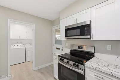 10411 W Prairie Hills Circle W #22, Sun City, AZ 85351 - Photo 11