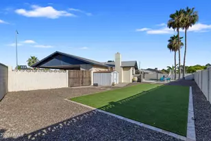 704 N Gentry Cir, Mesa, AZ 85213 - Photo 51