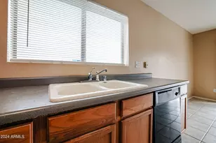 9427 W Elm St, Phoenix, AZ 85037 - Photo 11
