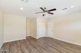 5002 E Mitchell Dr, Phoenix, AZ 85018 - Photo 19