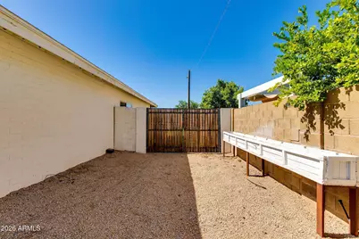 5002 E Mitchell Drive, Phoenix, AZ 85018 - Photo 37