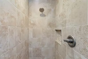 5002 E Mitchell Dr, Phoenix, AZ 85018 - Photo 17