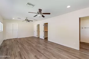 5002 E Mitchell Dr, Phoenix, AZ 85018 - Photo 15
