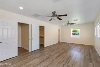 5002 E Mitchell Drive, Phoenix, AZ 85018 - Photo 13