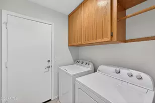 548 N Bailey Cir, Mesa, AZ 85207 - Photo 23