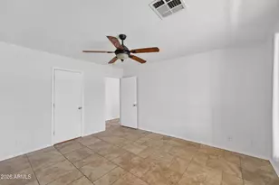 548 N Bailey Cir, Mesa, AZ 85207 - Photo 15