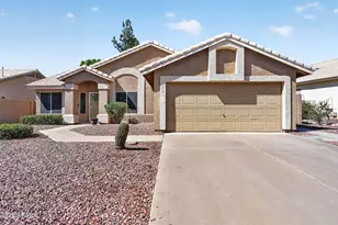 1114 E Artesian Way, Gilbert, AZ 85234 - Photo 9