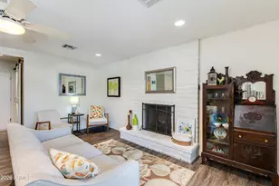 925 E Waltann Ln, Phoenix, AZ 85022 - Photo 21