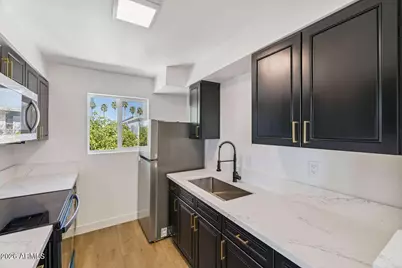 2205 S Mill Avenue, Tempe, AZ 85282 - Photo 7