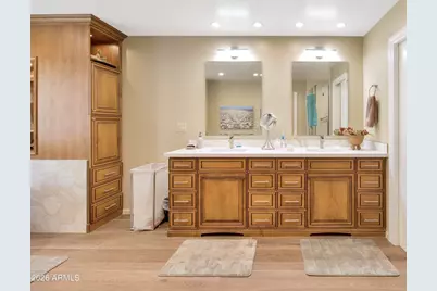 5332 N Questa Tierra Drive, Phoenix, AZ 85012 - Photo 39